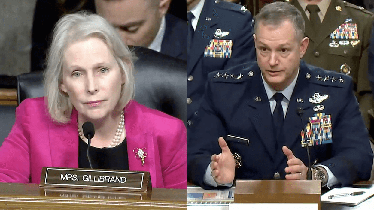 Shrill Democrat senator breathlessly tries to bait General into blaming Pete Hegseth for Iranian schoolgirl deaths