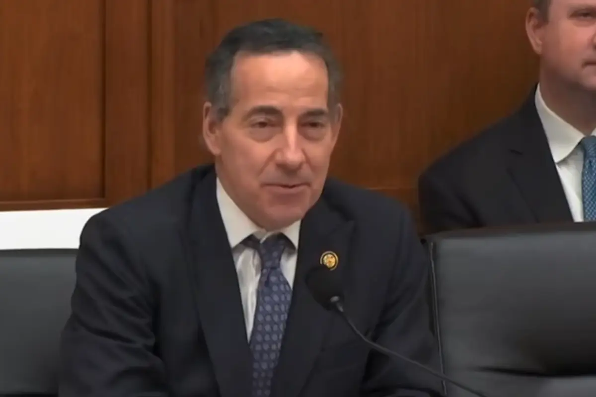 Anti-Trump congressman declares our Founding Fathers were undocumented immigrants, thinks it's a smart take