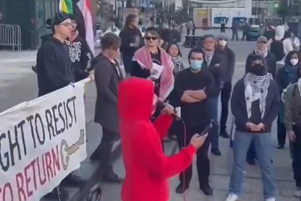 Philadelphia leftists actually CHEER for more American soldiers to come home in caskets