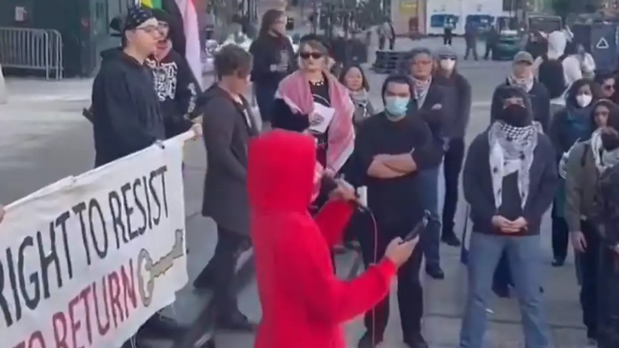 Philadelphia leftists actually CHEER for more American soldiers to come home in caskets