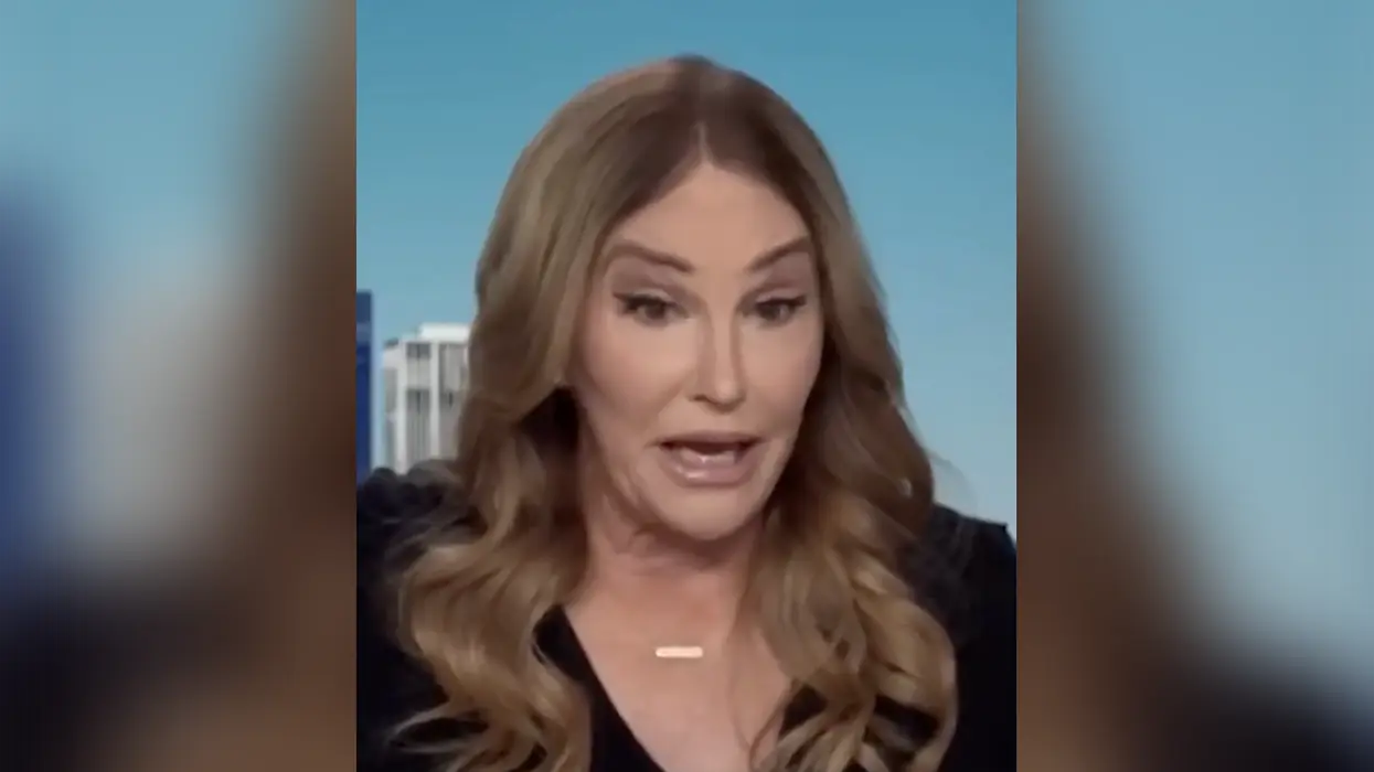 Caitlyn Jenner calls himself a HYPOCRITE for accepting a "woman" of the year award