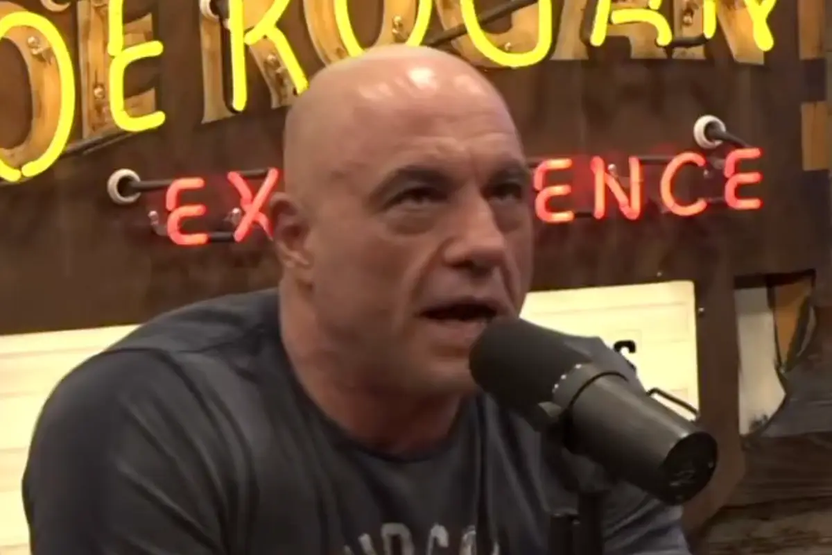 Joe Rogan: Paying more in taxes would be fine if the government didn't suck so bad at fixing anything