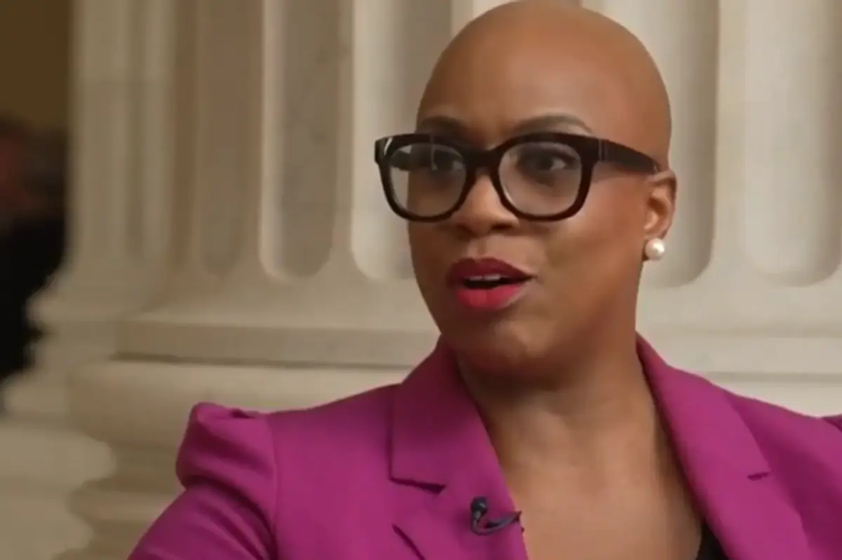 Bald democrat congresswoman: The GOP, like, is totally bringing back slavery or something