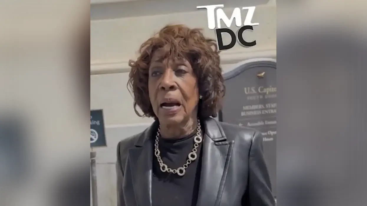 Elderly Maxine Waters can't say if being 100 years old is too old to be a member of Congress