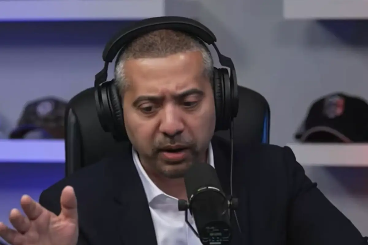 Muslim journalist claims with a straight face that Ilhan Omar (yes, that one) loves America more than Donald Trump
