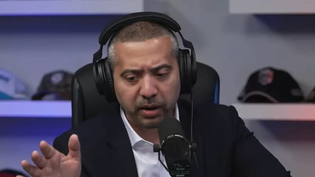 Muslim journalist claims with a straight face that Ilhan Omar (yes, that one) loves America more than Donald Trump