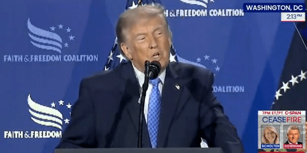 “They are afraid to fight”: Trump wastes no time mocking Democrats letting their party be taken over by commies