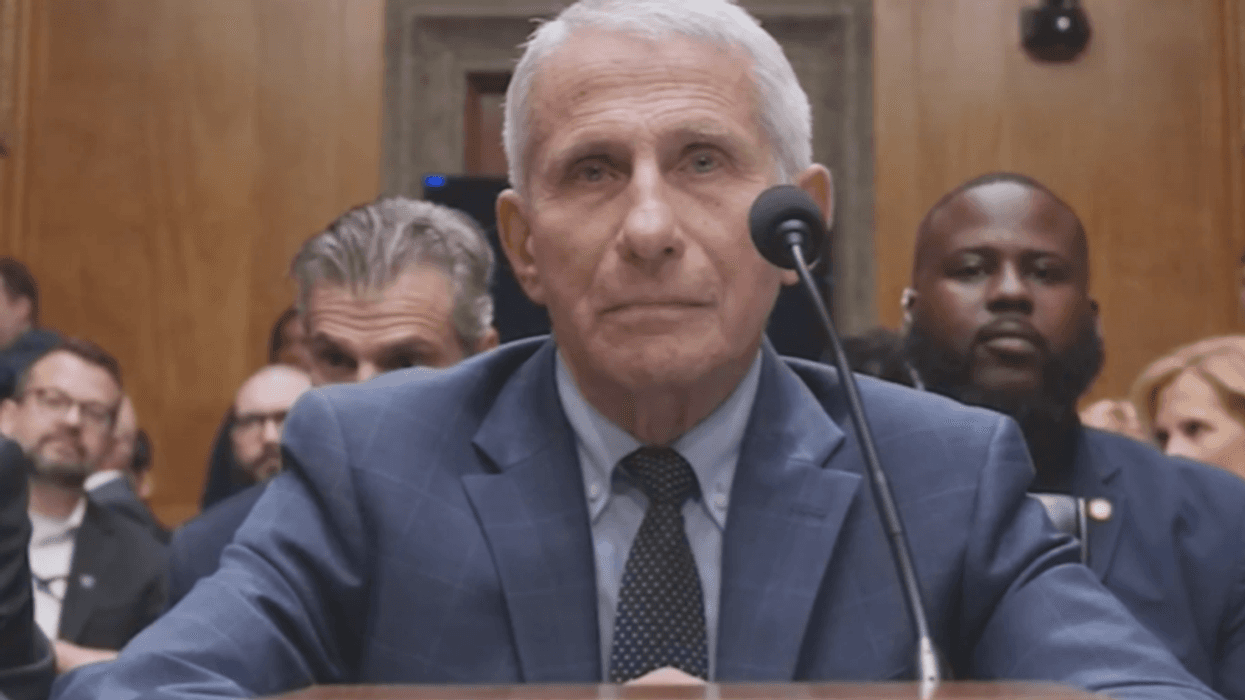 Fauci Knew About COVID Vaccine Risks To Pregnant Women, New Text Messages Show