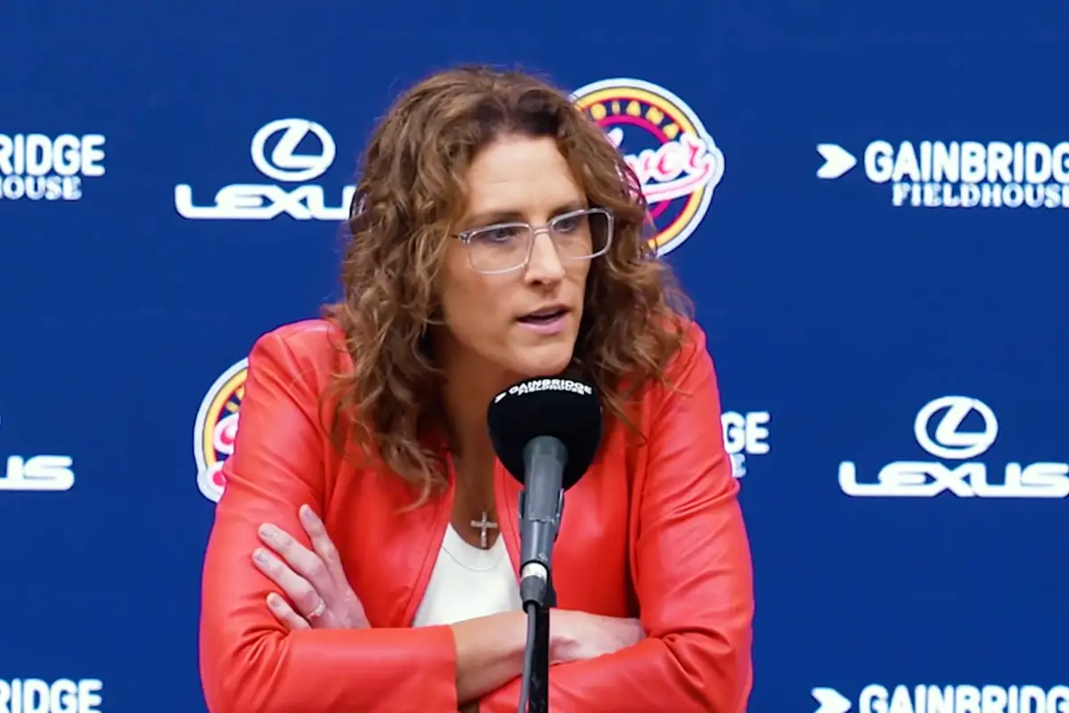 WNBA coach chooses "love" and "goes high" by telling haters like Dave Portnoy to go to hell