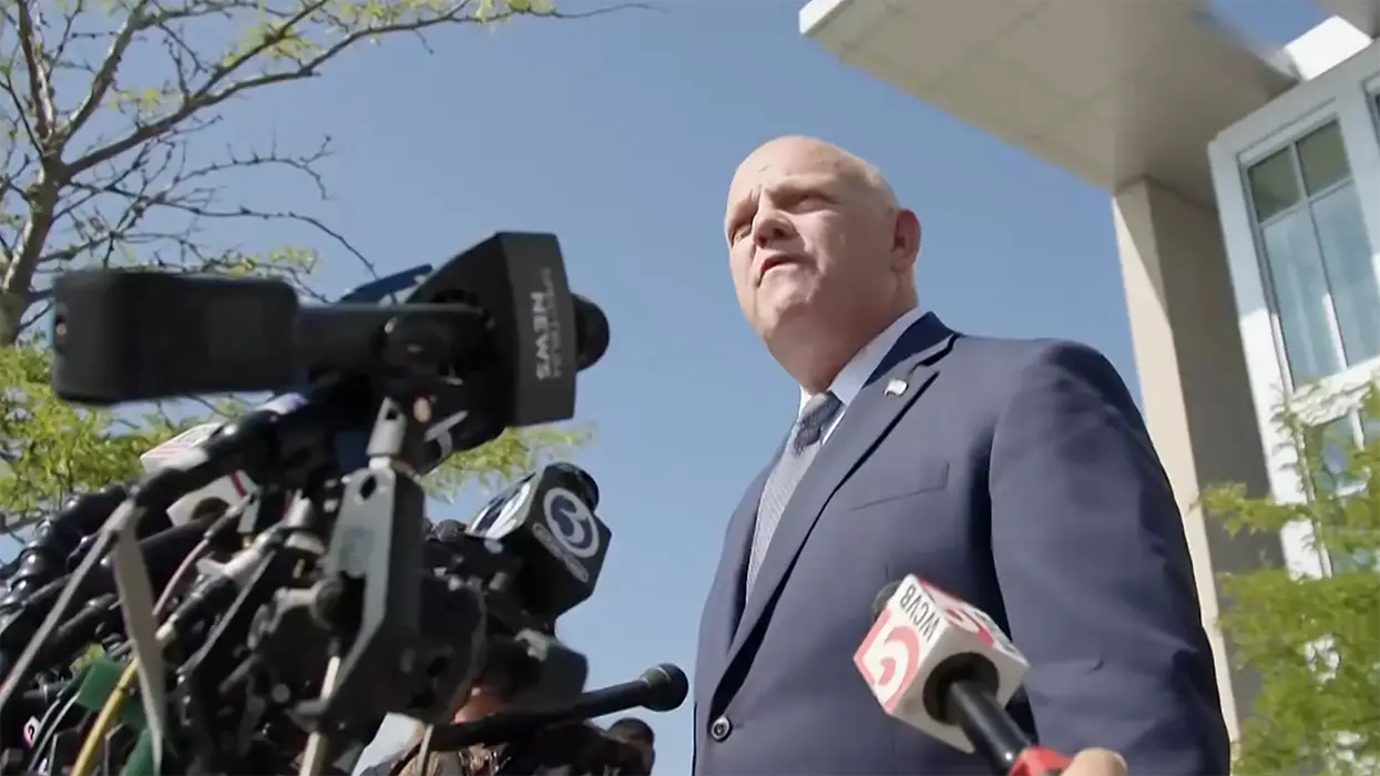 Reporter asks DA if he was too "insensitive" about Lindsey Clancy murdering her three kids, and he (rightfully) goes bananas